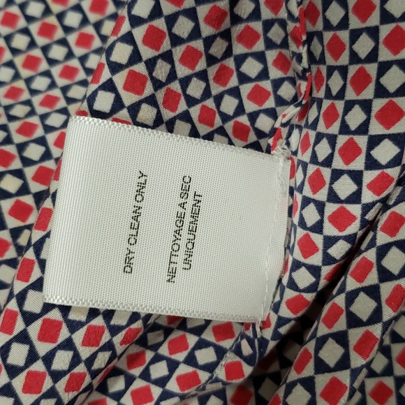 (XS) Joie 100% Silk Geometric Flowy Blouse Business Casual Luxury Formal - Picture 5 of 12